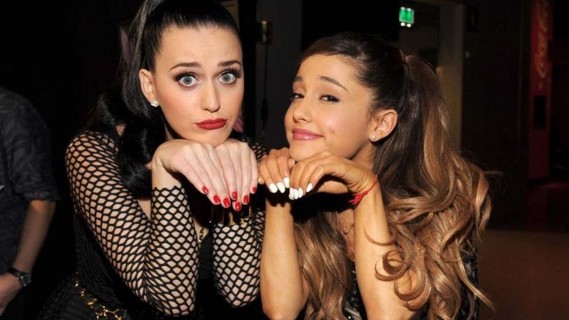 Ariana Grande Sorprende A Katy Perry Con Un Regalo Givenchy Para Su Bebe Estilo Musa Celebridades